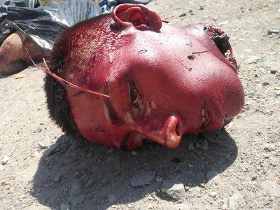 body of a decapitated man on courts in Mexico