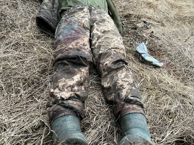 DPR killed some Ukrainian soliders in there Trench