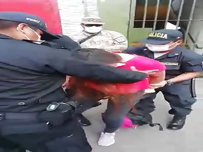 Man girl fight with Police 