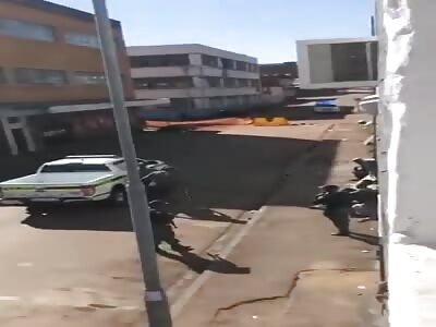 Rogue South African cop shoots on innocent civilian 