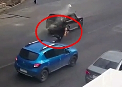Fatal accident of a teenager in Volgograd (2 angles)