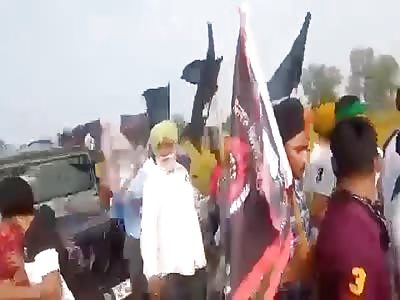 Clear video of the #LakhimpurKheriMassacre - Farmers Protest