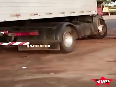 Truck driver dies on the road