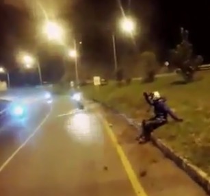 (Fixed) Rider fell and gets help, but then another accident happens