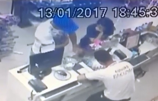 Surprise!!  Off Duty Cop Executes Man Robbing the Store very Quickly 