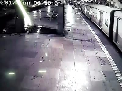 Drunk Man Falls from Speeding Train Dies in India