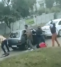 Road Rage Murder caught on Video...Kid is Beaten to Death in the Street by Pissed Off Motorists 