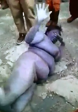 2 Obese Naked African Woman Accused of Stealing Beaten by the Townspeople 