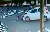 Scooter Girl Lands on her Head and Neck 