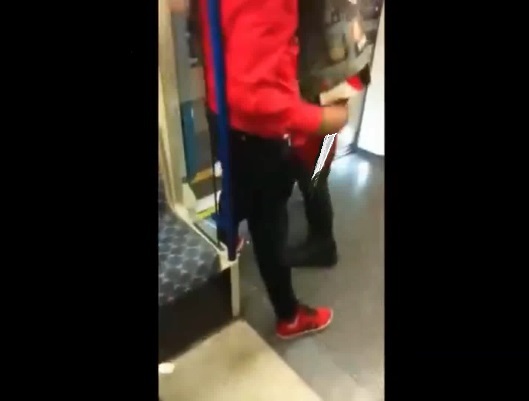 Knife Fight On The London Underground!