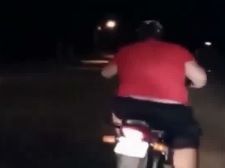 Fat Guy Tries Stunt, Falls and Has His Head Run Over 