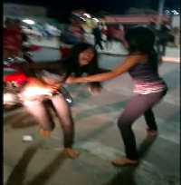 Pretty Girl Brutally Stabbed During Fight