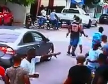 Dude Shot in Chest by Lightening Fast Shooter (Better Quality)