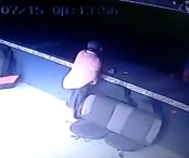 Man pretends to be a client and kills employee 