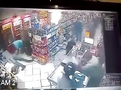 Thief Caught by Victims Right after Robbery