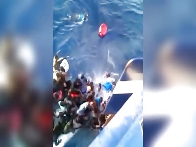 African Migrants Drown after Mistaking Tunisian Fishing Ship for Coast Guard and Sinking own Boats