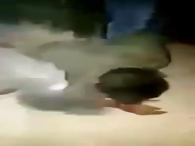 Man was caught stealing and gets beaten by mob in Pakistan