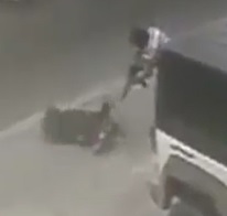 Brutal AK-47 Execution - Policeman Executed by Gang Members