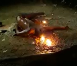Venezuelan man burnt to death in Colombia .
