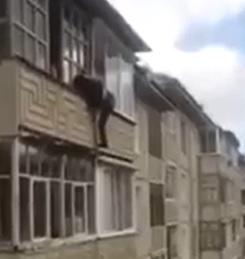 Shakey Cameraman Captures Suicide Jump