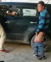  Mexican Cartel Group Savagely Beating a Thief 
