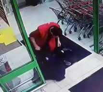 Awesome Store Clerk Beats Thief To Near Death