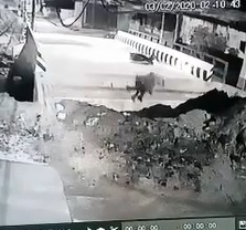 LOL..WTF? Scooter Driver Falls in Hole
