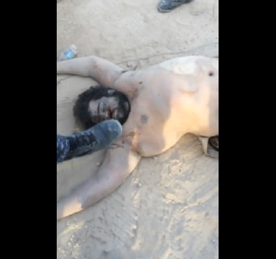 Obese Daesh Member Captured and Beaten to Death by the Army