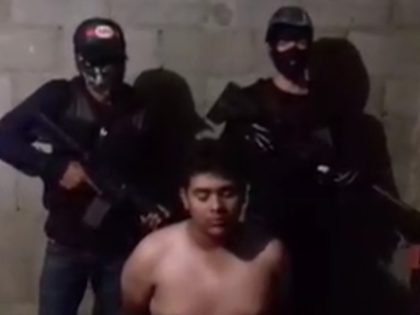 CDZ New Brutal Meat Cleaver Beheading Ex- Member The CDZ.  Mexican Cartel