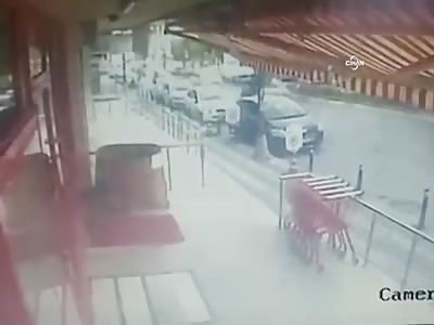 BABY FALLING FROM THE SECOND FLOOR OF A BUILDING