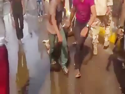 MOSUL RIGHT NOW: ISIS SOLDIERS BODIES DRAGGED BY THE HAIR AND BEEN BEATEN BY CHILDREN