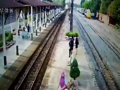 MAN COMMITS SUICIDE JUMPING IN FRONT OF TRAIN