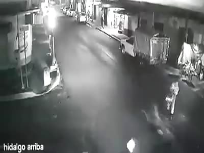 ASSHOLE THROW OIL ON THE STREET CAUSING VARIOUS ACCIDENTS