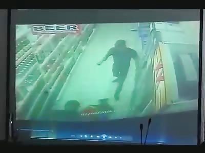 Chinese fight in a liquor store