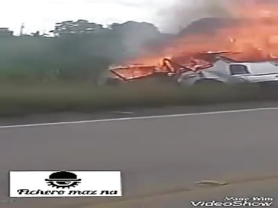 . Woman burns alive in her car (shocking).