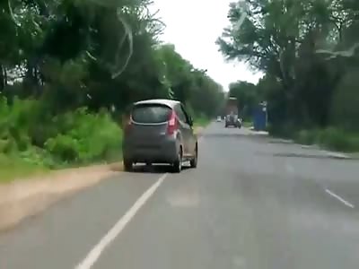 live accident caught on camera in indian highway