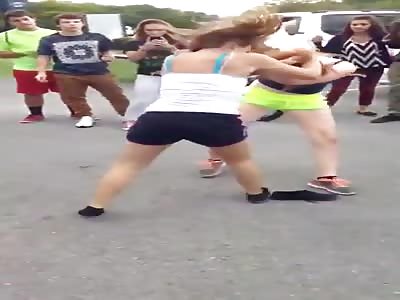 GIRLS FIGHT WITH NO MERCY