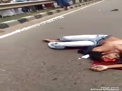 BRUTAL: motorcyclist hits a passer-by and dies with his head open