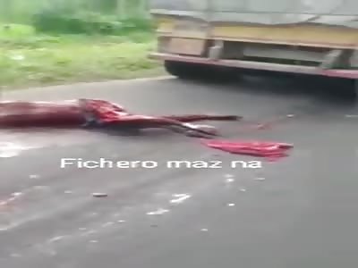 ACCIDENT: man loses arm and agonizes