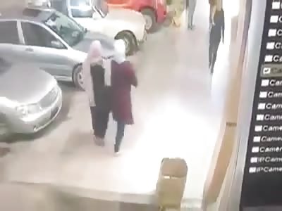 Caught on CCTV: Man Stabbed to Death in Saudi Arabia