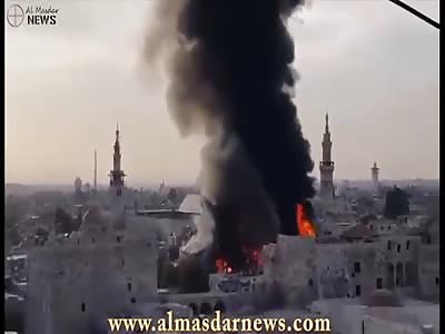 Huge flares devour ancient souk in old Damascus city