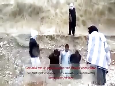 Brave Man Saves His Friends From ISIS Execution
