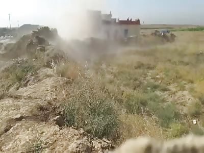 graphic content +20: Peshmerga Shoot ISIS Suicide Bomber 