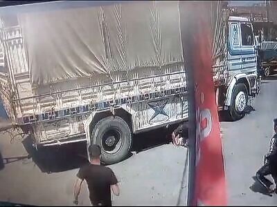  Motorcycle crushed under truck father managed to save his baby gir