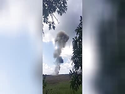 Big explosion of the Russian SPG 