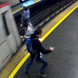 Very Calm Dude Ends His Life In Chilean Subway Station.