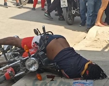 Young man on motorcycle shoot dead by sicario 