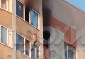 man jumped to his death from the top floor to escape the fire