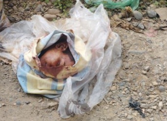 Cartel dumps beheaded head on trash 