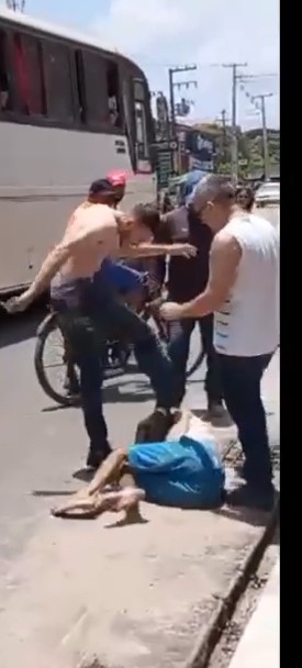 Thief was beaten when he stole a motorcycle by pushing it